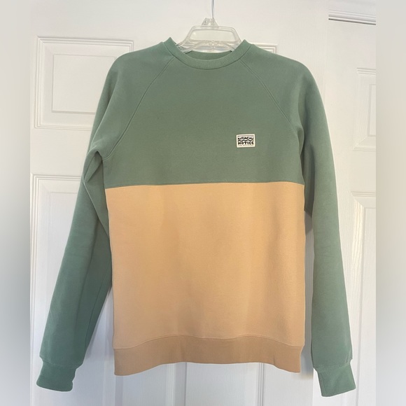 Notice the Reckless Snowboard Crew neck - Picture 2 of 2